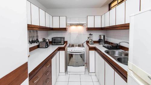 Fully equipped kitchen at Saenz Peña Boulevard apartment