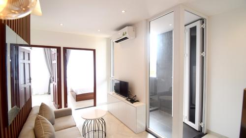 Hoang Linh Apartments offers a spacious living area