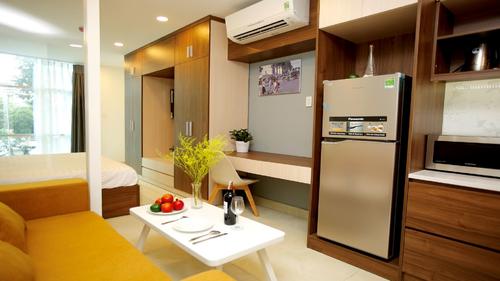 Fully equipped modern kitchen area