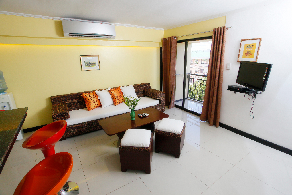 Creative Apartment In Urgello Cebu City with Simple Decor