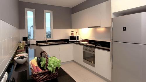 Fully equipped kitchen area